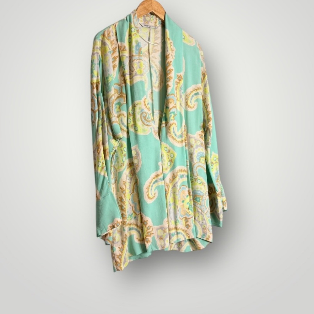 Zara Paisley Printed Cover Up Kimono Size Medium Long Dolman Sleeves Boho Flowy - Picture 5 of 11